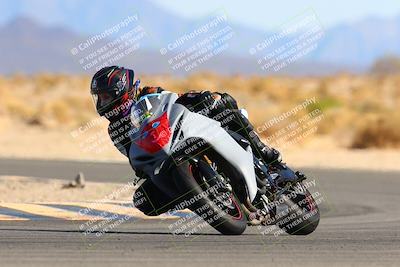 media/Feb-12-2022-SoCal Trackdays (Sat) [[3b21b94a56]]/Turn 16 (125pm)/